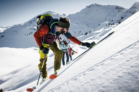 DB_6611_SKITOUR_WS2223_Hochfügen Gamsstein_Max Draeger_MedRes