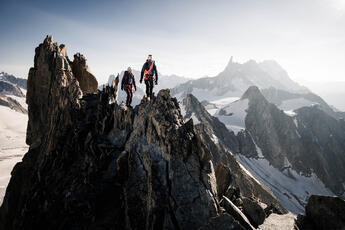 _DB_1768_HIGH ALPINE_S24_Courmayeur_MaxDraeger_MedRes (1)