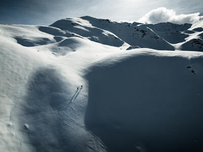DJI_0698_SKITOUR_LIGHT_WS2425_Axams_Max Draeger_MedRes (3)