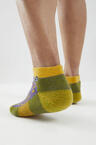 w25-acc072-leaf-socks-03