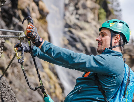 Climbing Technology -19-Photo By Klaus Dell’Orto – Climbing Technology 