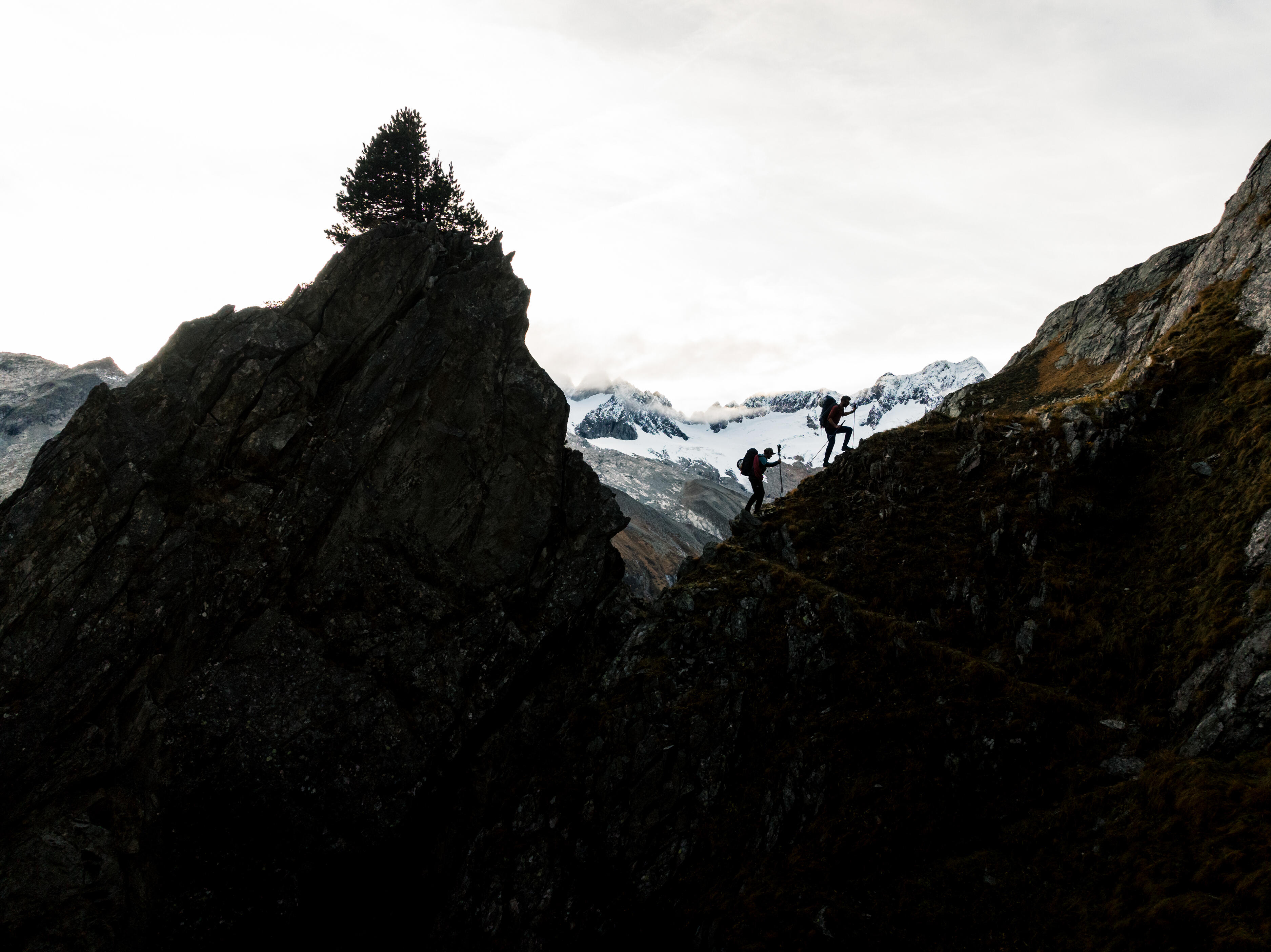DJI_0709_Athlete-Climbing_Nacho und Mo Salbit_SS25_MaxDraeger_MedRes