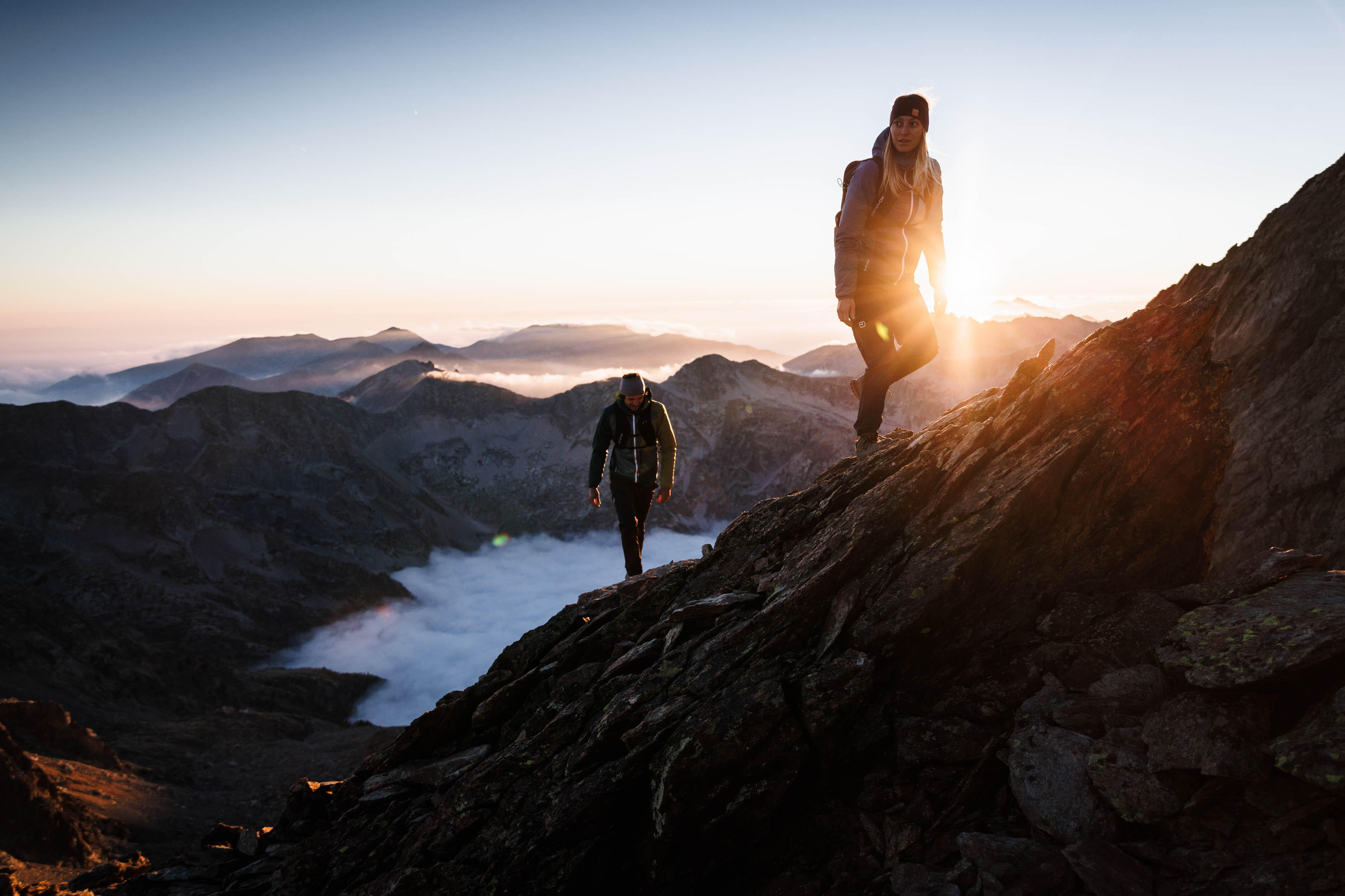 DB_1873_FAR AND LIGHT_S23_Piemont_MaxDraeger_MedRes_SS25