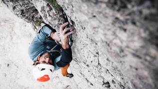 _DB_0164_CLIMBING_S24_Chinque Torri_MaxDraeger_MedRes