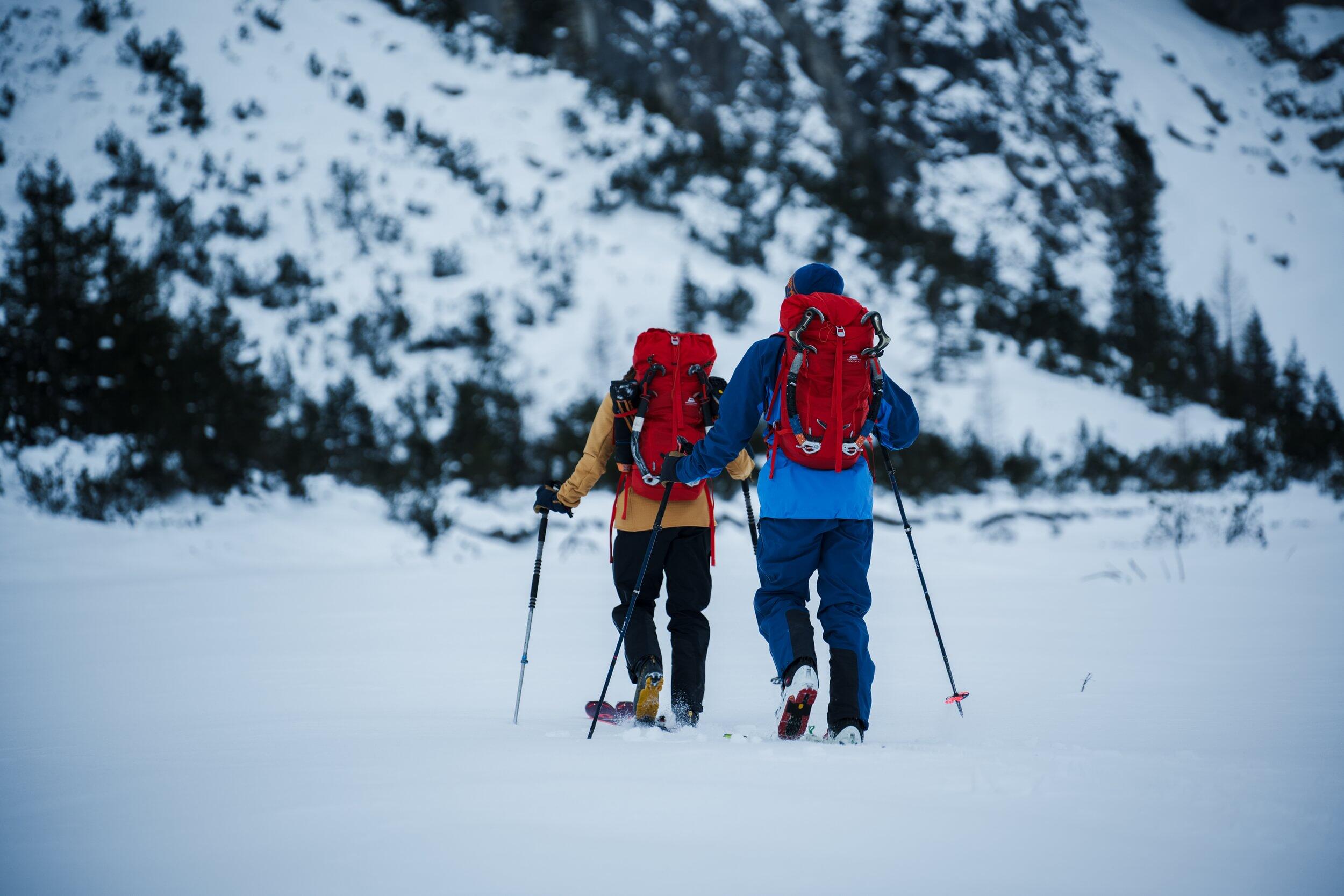 SilvanMetz_2025_ME__SilvanMetz_Iceclimbing_Pinnistal_25-20 - Large