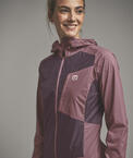 396328-62750-TRACE_WINDBREAKER_JKT-D-03