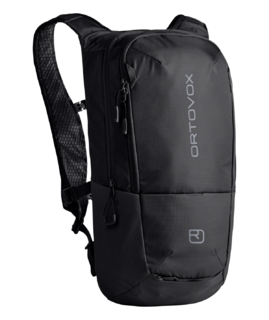 378667-48571-90201-SEQUENCE_DAYPACK_15_black_raven-B-01