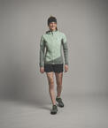 396558-88969-TRACE_HYBRID_JKT_W-D-01