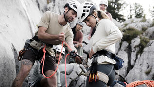 N5A3602_CLIMBING_FIRST AID_SS26_Rofan_MaxDraeger_MedRes