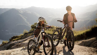 GLOVE1_DB_8580_BIKE_SS26_MaxDraeger_MedRes