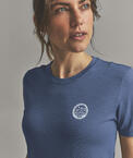440120-83091-57401-185_MERINO_MTN_BADGE_TS_W-M-03