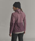 438796-60311-35401-VENET_SOFTSHELL_HOODED_JKT_W-M-04